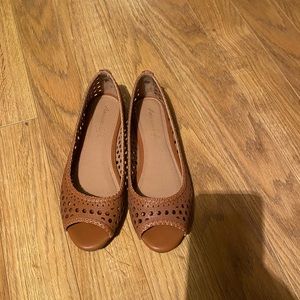 Women’s shoes